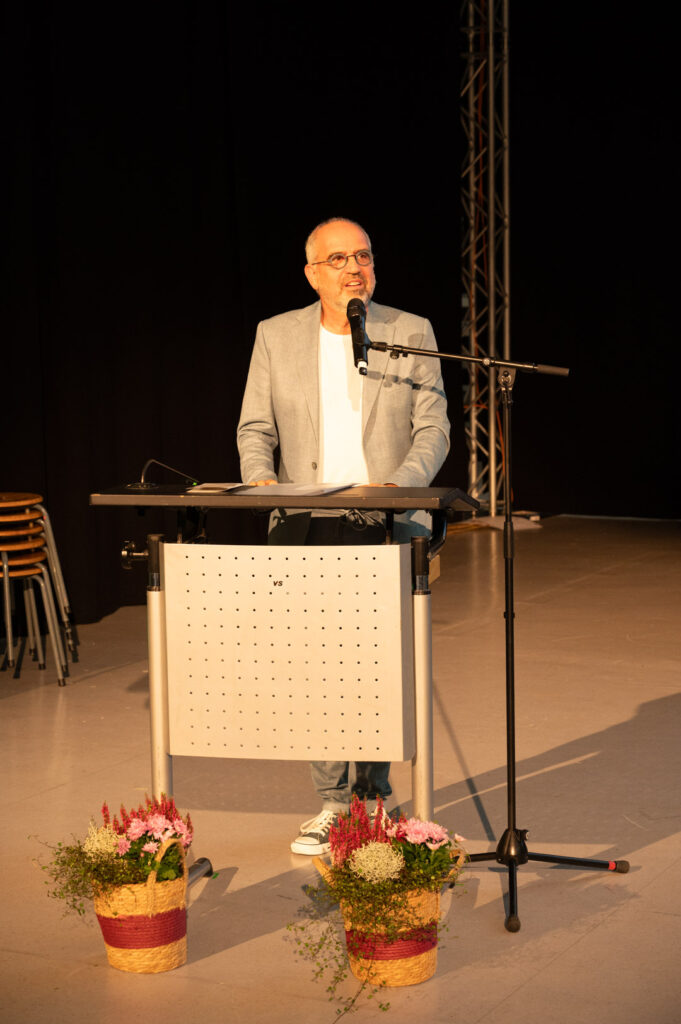 Rektor Jörg-Ulrich Keßler bei seinen Grußworten
